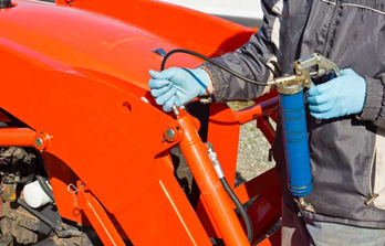 A picture of a grease gun